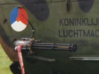 Bo 105, Koninklijke Luchtmacht, R22, 6. Juli 2002, Vliegbasis Gilze-Rijen (NL)